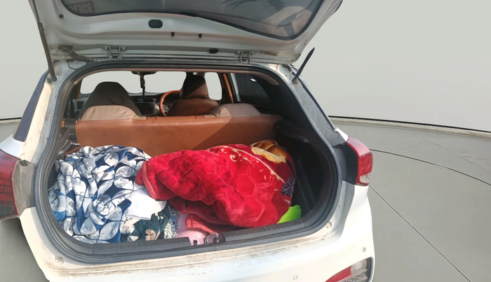 2020 Hyundai Elite i20 MAGNA PLUS 1.2, Petrol, Manual, 1,27,206 km, exterior