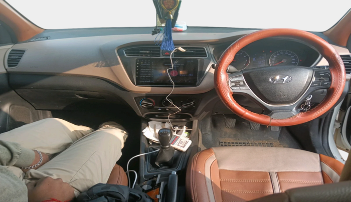 2020 Hyundai Elite i20 MAGNA PLUS 1.2, Petrol, Manual, 1,27,206 km, interior