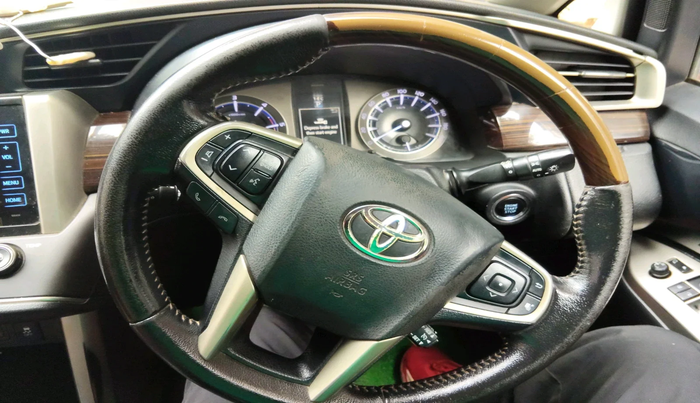 2017 Toyota Innova Crysta 2.8 ZX AT 7 STR, Diesel, Automatic, 1,45,112 km, interior