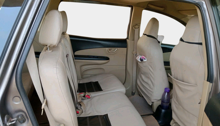 2014 Honda Mobilio 1.5L I-DTEC V, Diesel, Manual, 95,527 km, interior