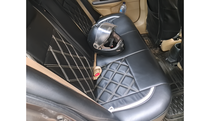 2014 Honda Amaze 1.2L I-VTEC S, Petrol, Manual, 1,15,247 km, interior