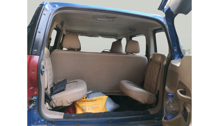 2017 Mahindra TUV300 T8, Diesel, Manual, 46,008 km, exterior