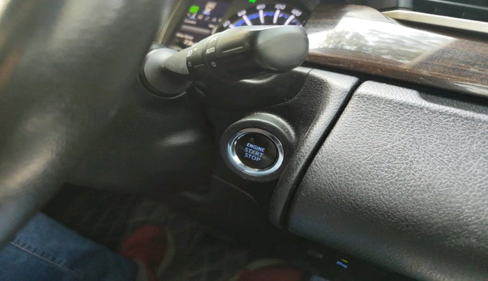 2019 Toyota Innova Crysta 2.8 ZX AT 7 STR, Diesel, Automatic, 91,825 km, interior