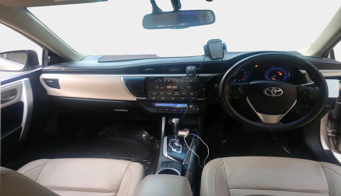 2016 Toyota Corolla Altis VL CVT PETROL, Petrol, Automatic, 90,000 km, interior