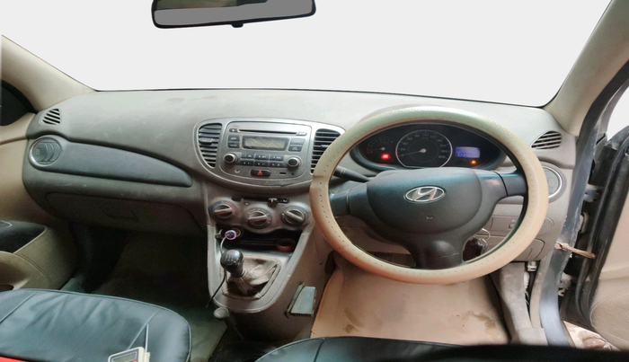 2011 Hyundai i10 MAGNA 1.2, Petrol, Manual, 62,373 km, interior