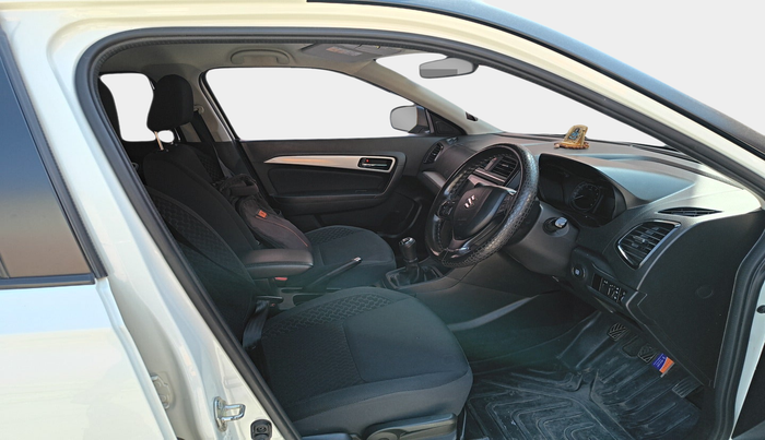 2022 Maruti BREZZA ZXI, Petrol, Manual, 24,501 km, interior