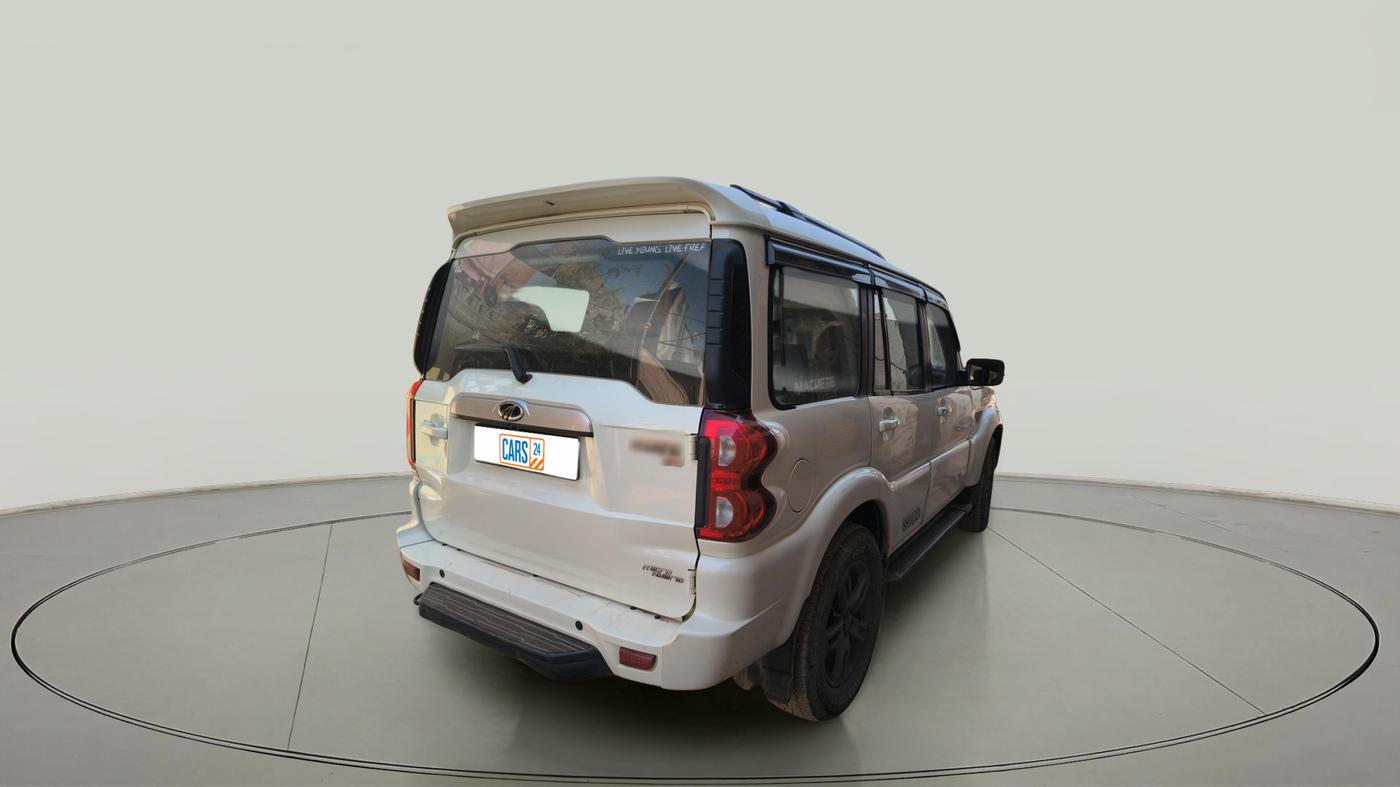 2021 Mahindra Scorpio S9, Diesel, Manual, 77,572 km, exterior