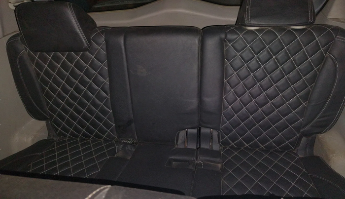 2018 Mahindra MARAZZO M4 8 STR, Diesel, Manual, 1,28,113 km, interior