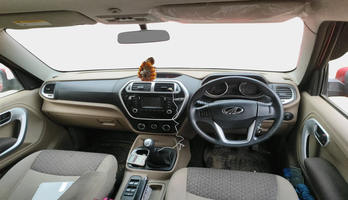 2017 Mahindra TUV300 T8, Diesel, Manual, 55,407 km, interior