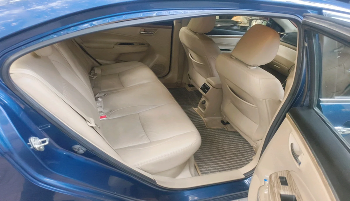 2019 Maruti Ciaz ALPHA  AT 1.5 SHVS PETROL, Petrol, Automatic, 40,991 km, interior