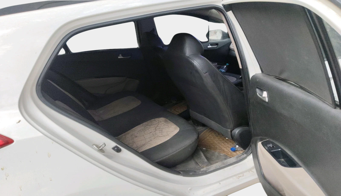 2013 Hyundai Grand i10 SPORTZ 1.2 KAPPA VTVT, Petrol, Manual, 78,392 km, interior