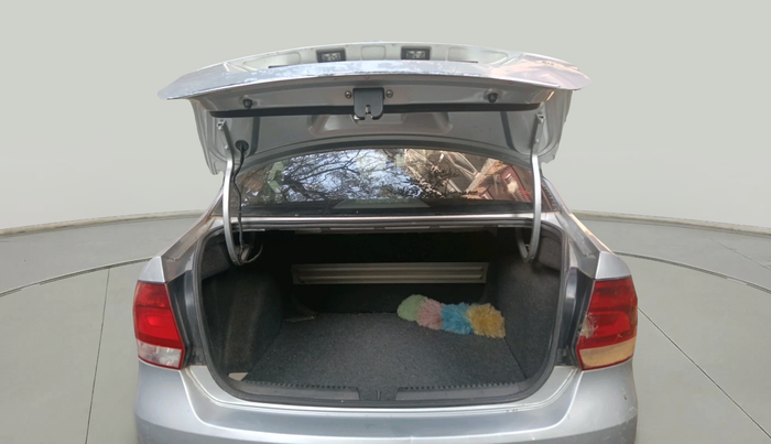 2011 Volkswagen Vento COMFORTLINE 1.6, Petrol, Manual, 36,582 km, exterior