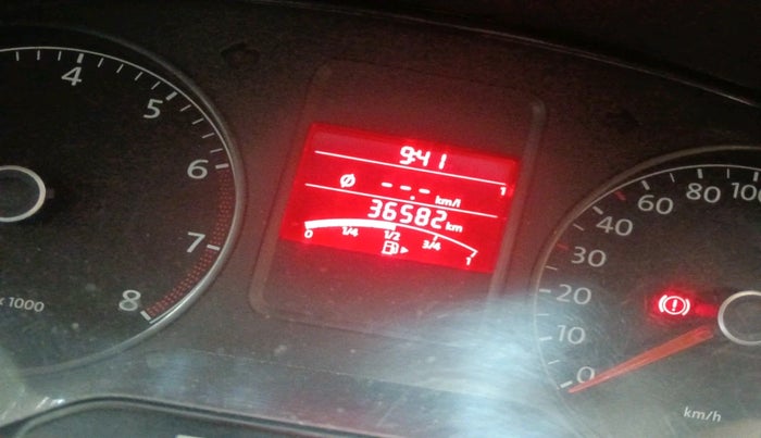 2011 Volkswagen Vento COMFORTLINE 1.6, Petrol, Manual, 36,582 km, interior