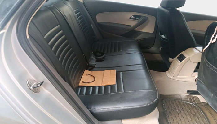 2011 Volkswagen Vento COMFORTLINE 1.6, Petrol, Manual, 36,582 km, interior