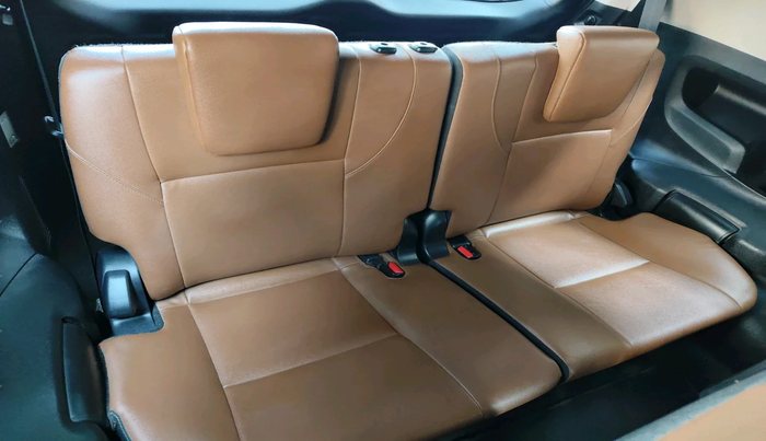 2016 Toyota Innova Crysta 2.8 ZX AT 7 STR, Diesel, Automatic, 1,70,090 km, interior