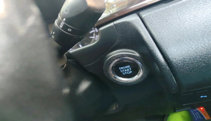 2016 Toyota Innova Crysta 2.8 ZX AT 7 STR, Diesel, Automatic, 1,70,090 km, interior