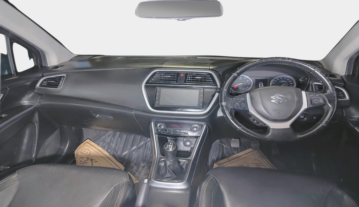 2020 Maruti S Cross ALPHA 1.5, Petrol, Manual, 43,994 km, interior