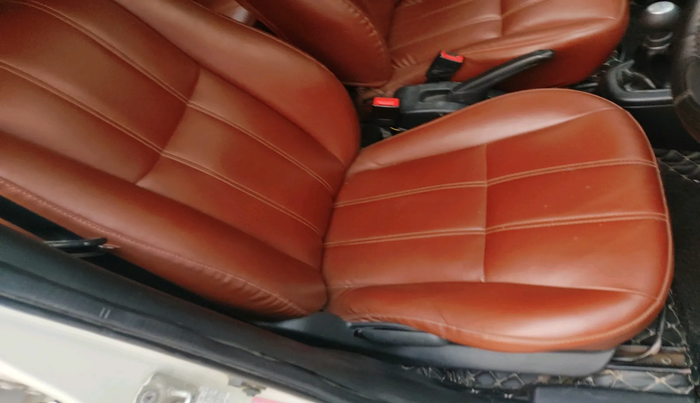 2014 Maruti Swift LXI, Petrol, Manual, 95,981 km, interior