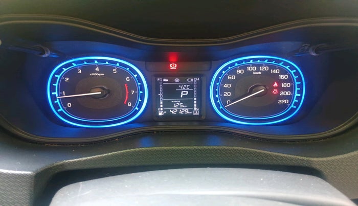 2022 Maruti Vitara Brezza ZXI AT SHVS, Petrol, Automatic, 42,129 km, interior