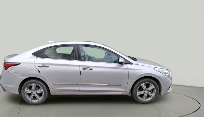 2017 Hyundai Verna 1.6 VTVT SX (O) AT, Petrol, Automatic, 90,940 km, exterior