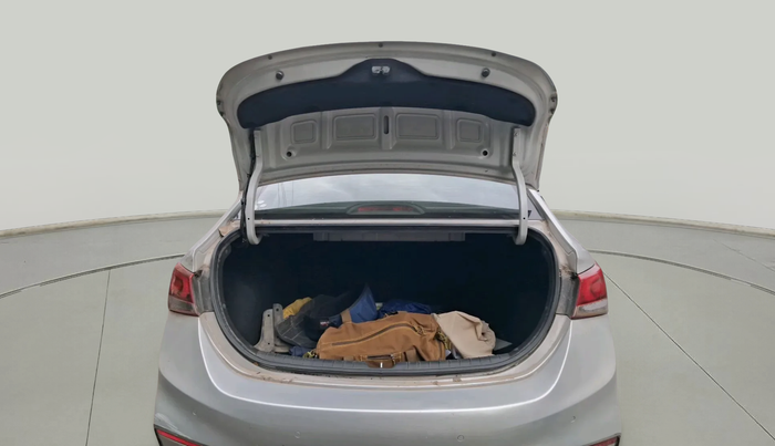 2017 Hyundai Verna 1.6 VTVT SX (O) AT, Petrol, Automatic, 90,940 km, exterior
