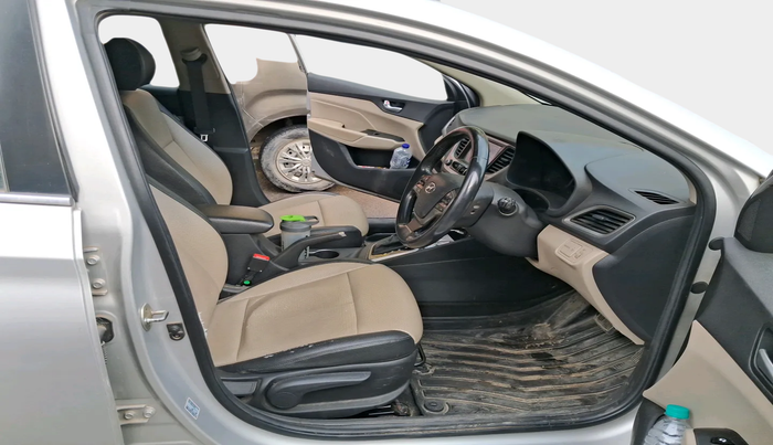2017 Hyundai Verna 1.6 VTVT SX (O) AT, Petrol, Automatic, 90,940 km, interior
