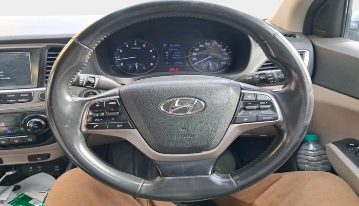 2017 Hyundai Verna 1.6 VTVT SX (O) AT, Petrol, Automatic, 90,940 km, interior