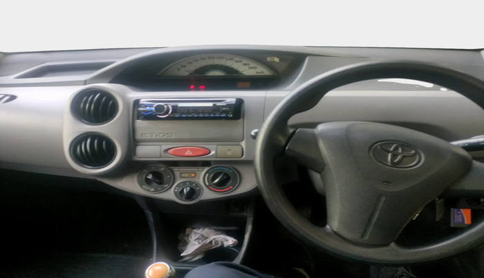 2011 Toyota Etios G, Petrol, Manual, 66,608 km, interior