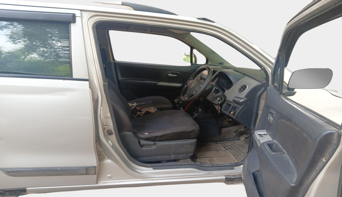 2011 Maruti Wagon R 1.0 LXI CNG, Petrol, Manual, 1,37,964 km, interior