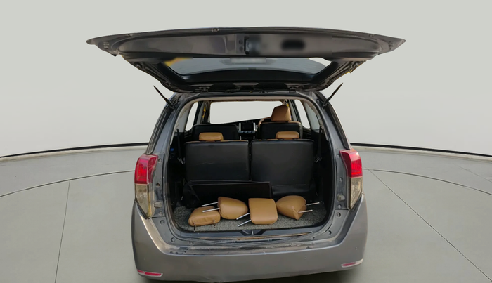 2020 Toyota Innova Crysta 2.4 GX 7 STR, Diesel, Manual, 75,232 km, exterior