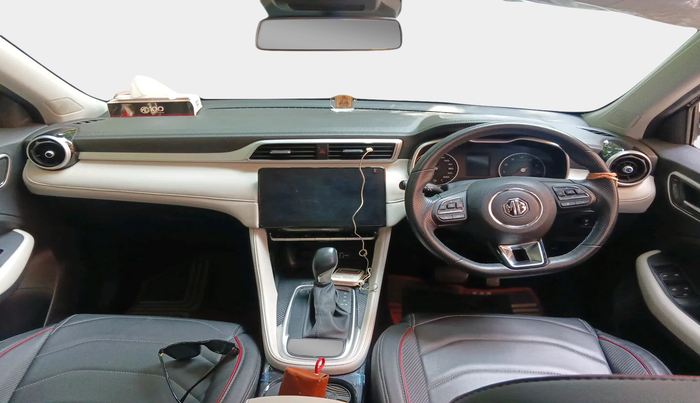 2022 MG ASTOR SUPER 1.5 CVT, Petrol, Automatic, 10,199 km, interior