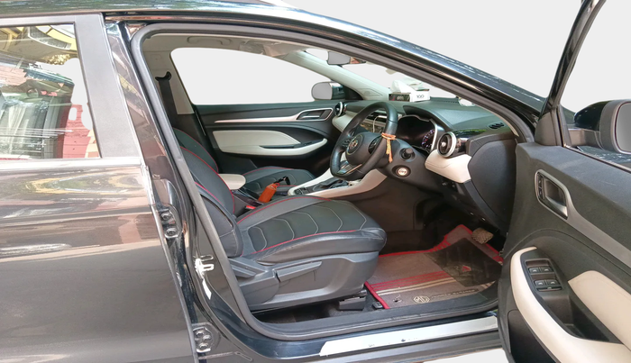2022 MG ASTOR SUPER 1.5 CVT, Petrol, Automatic, 10,199 km, interior