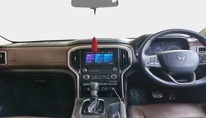 2023 Mahindra SCORPIO-N Z8 PETROL AT 7 STR, Petrol, Automatic, 95,263 km, interior