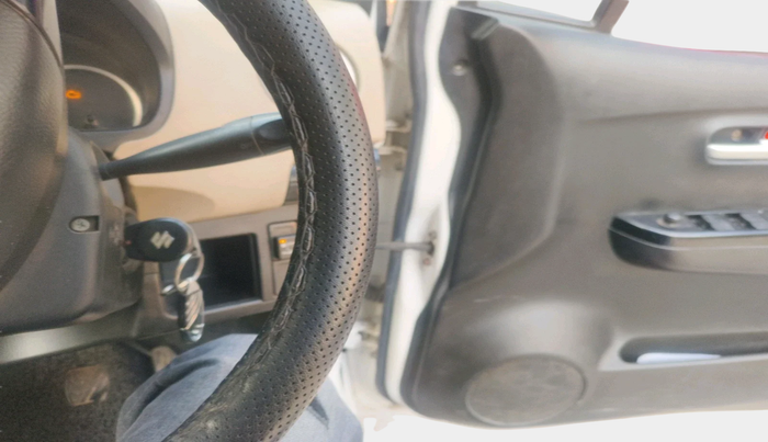 2017 Maruti Wagon R 1.0 VXI, Petrol, Manual, 70,623 km, interior