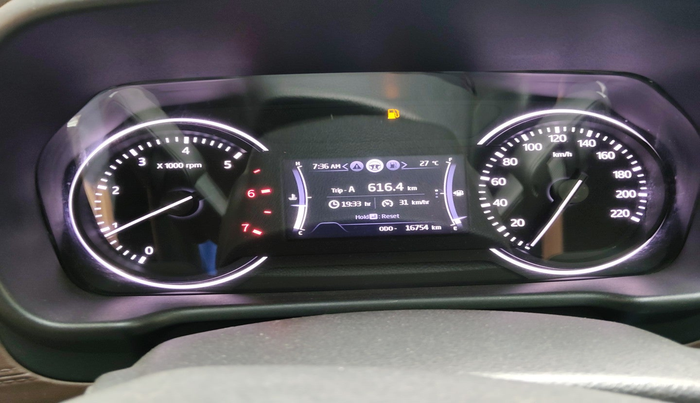 2024 Mahindra SCORPIO-N Z2 PETROL MT 7 STR, Petrol, Manual, 16,754 km, interior