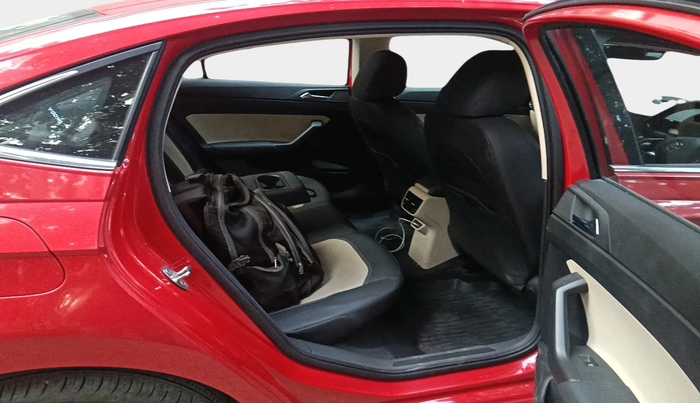 2023 Skoda SLAVIA STYLE 1.0L TSI AT, Petrol, Automatic, 11,118 km, interior