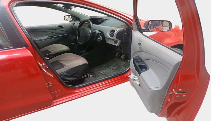 2011 Toyota Etios Liva G, Petrol, Manual, 83,916 km, interior