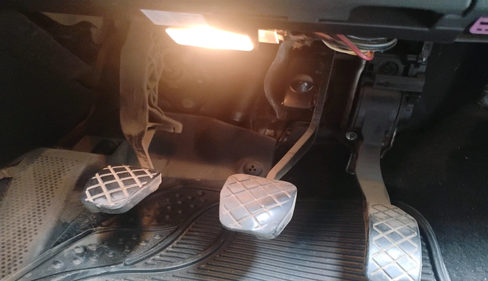 2015 Volkswagen Cross Polo HIGHLINE TDI, Diesel, Manual, 95,805 km, interior