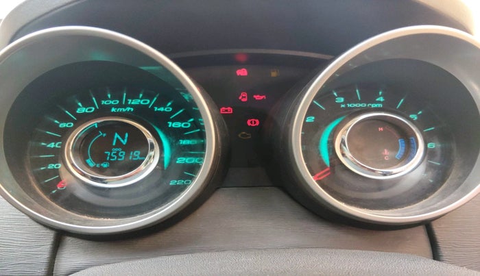 2018 Mahindra XUV500 W7, Diesel, Manual, 75,919 km, interior