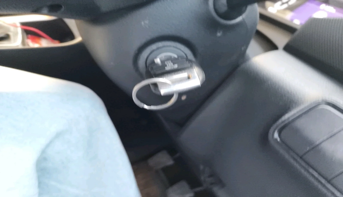 2021 KIA SONET HTK PLUS 1.2, Petrol, Manual, 32,151 km, interior