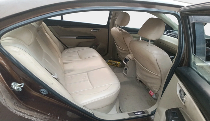 2017 Maruti Ciaz ZETA DIESEL 1.3, Diesel, Manual, 82,393 km, interior