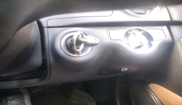 2012 Mercedes Benz C Class 200 CGI AVANTGARDE, Petrol, Automatic, 65,636 km, interior