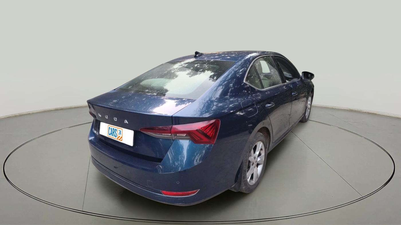 2022 Skoda Octavia STYLE 2.0, Petrol, Automatic, 11,333 km, exterior