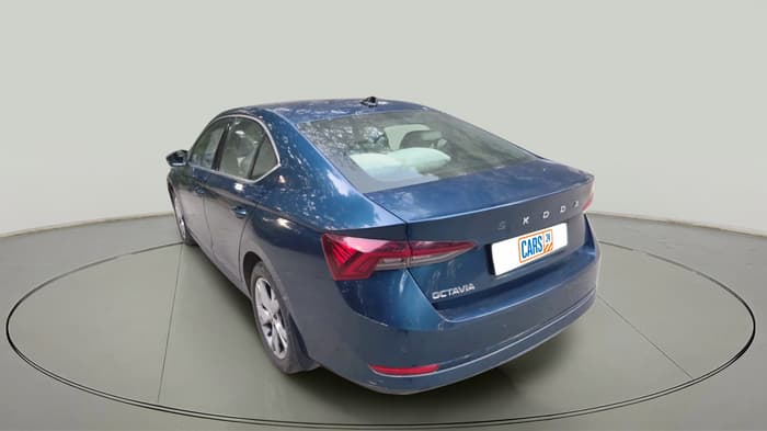 2022 Skoda Octavia STYLE 2.0, Petrol, Automatic, 11,333 km, exterior