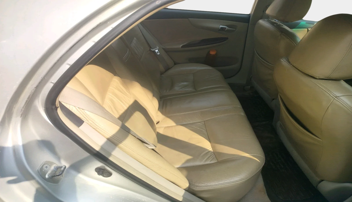 2011 Toyota Corolla Altis G PETROL, Petrol, Manual, 1,07,496 km, interior