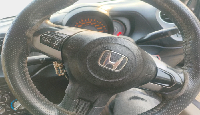 2014 Honda Amaze 1.2L I-VTEC S, Petrol, Manual, 86,937 km, interior