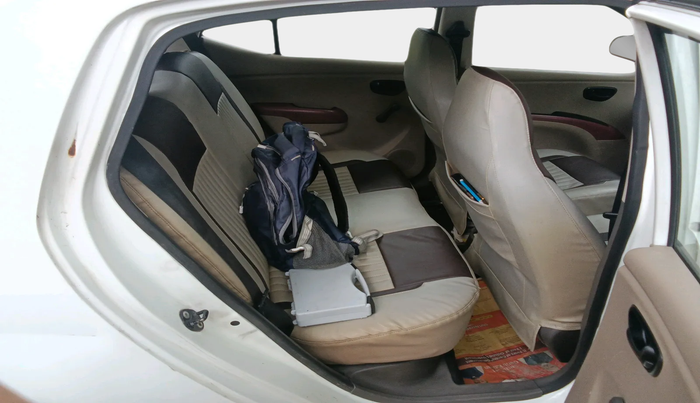 2013 Hyundai i10 ERA 1.1, Petrol, Manual, 65,396 km, interior