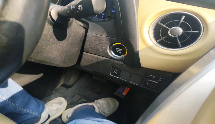 2018 Toyota Corolla Altis VL CVT PETROL, Petrol, Automatic, 54,523 km, interior