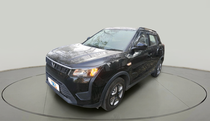 2024 Mahindra XUV300 W4 1.2 PETROL, Petrol, Manual, 4,556 km, exterior