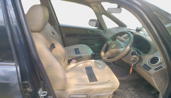 2010 Maruti SX4 ZXI, Petrol, Manual, 1,54,528 km, interior